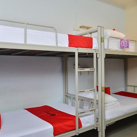 Reddoorz Hostel @ Kallang Mrt Singapore Esterno foto