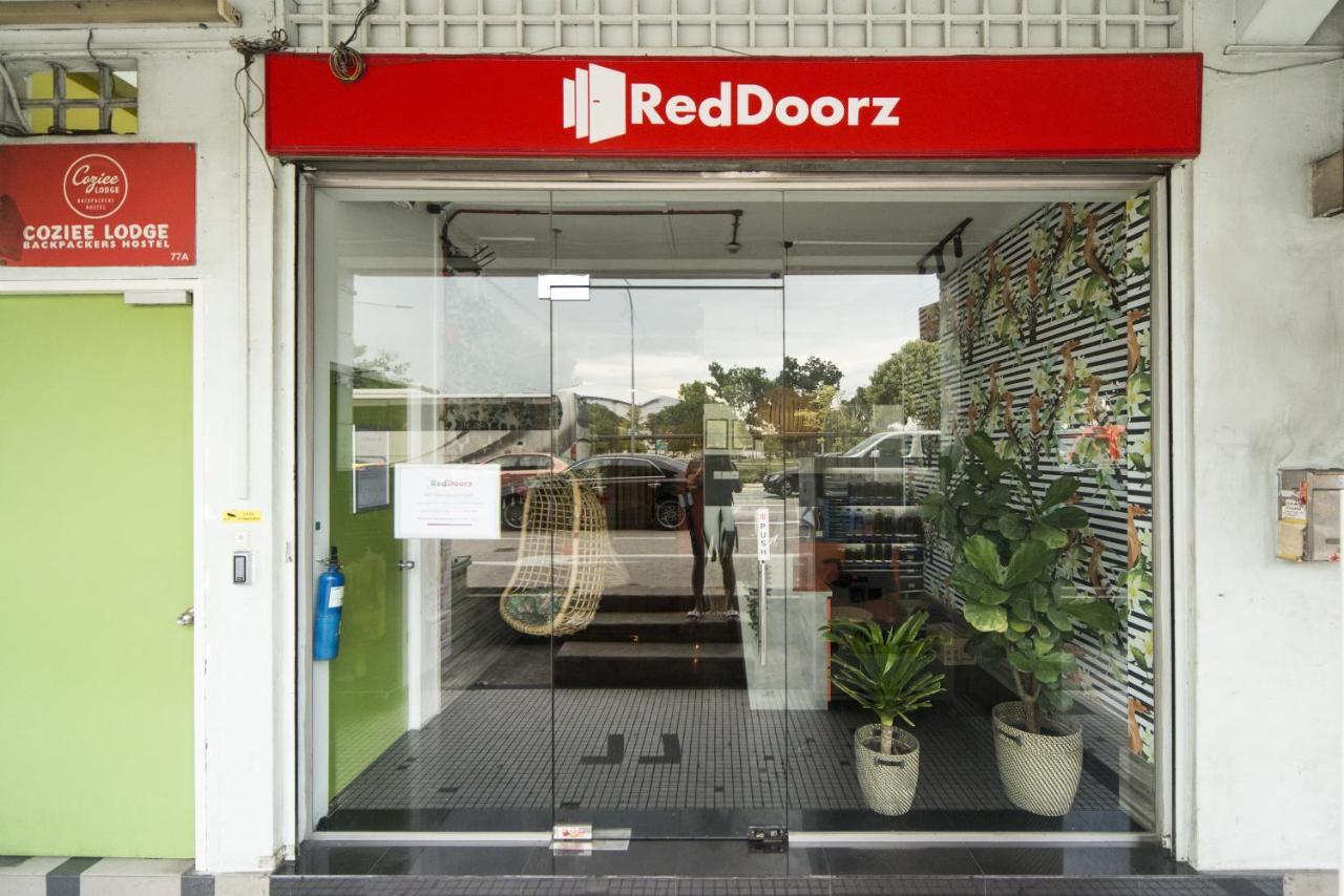 Reddoorz Hostel @ Kallang Mrt Singapore Esterno foto