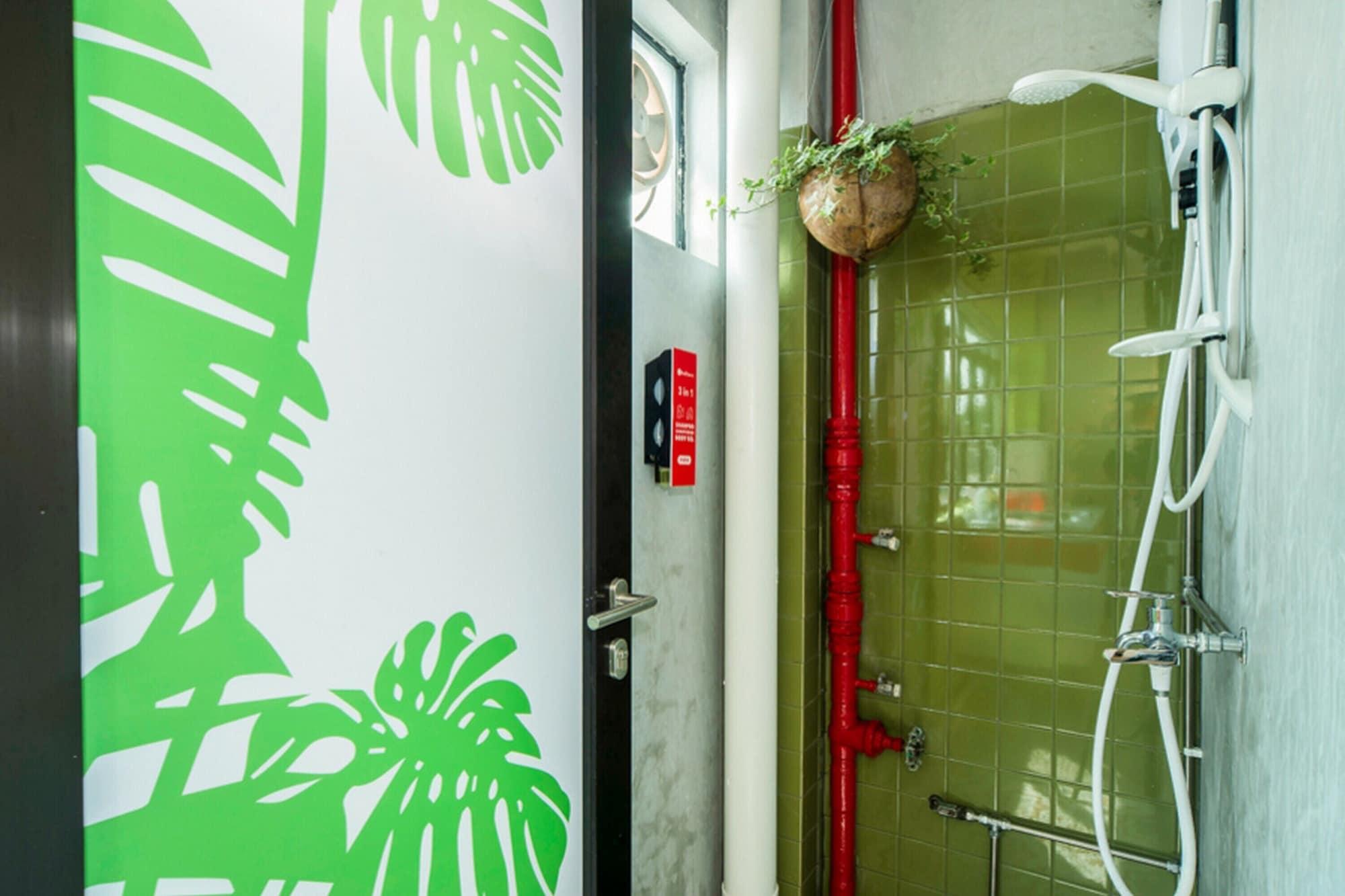 Reddoorz Hostel @ Kallang Mrt Singapore Esterno foto