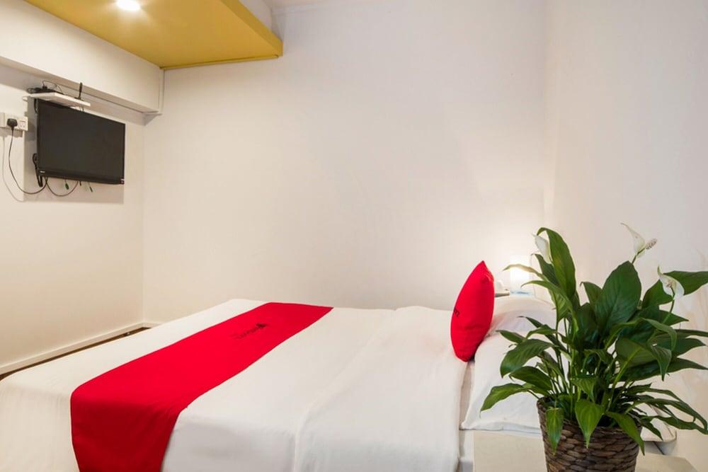 Reddoorz Hostel @ Kallang Mrt Singapore Esterno foto