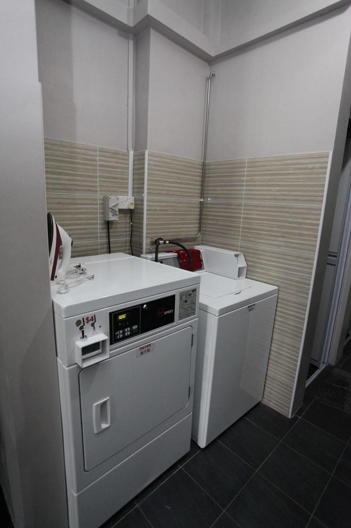 Reddoorz Hostel @ Kallang Mrt Singapore Esterno foto