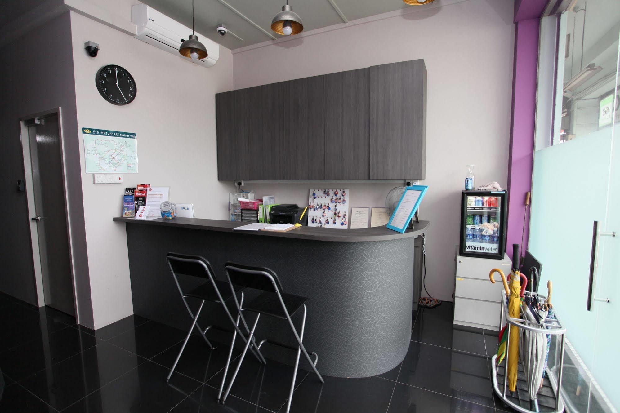 Reddoorz Hostel @ Kallang Mrt Singapore Esterno foto