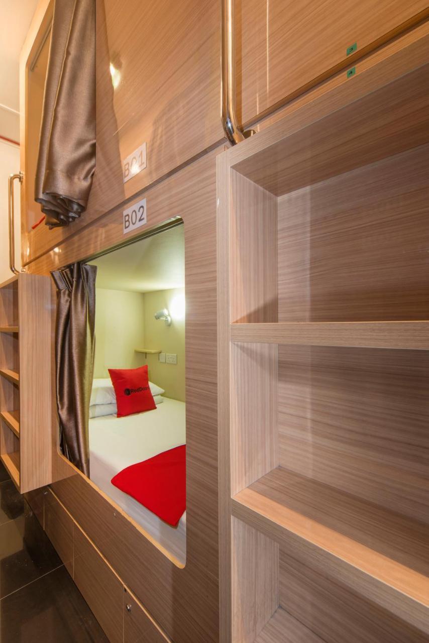 Reddoorz Hostel @ Kallang Mrt Singapore Esterno foto