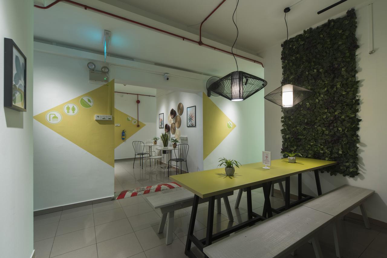 Reddoorz Hostel @ Kallang Mrt Singapore Esterno foto