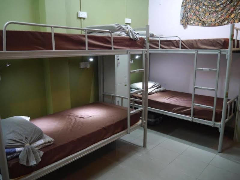 Reddoorz Hostel @ Kallang Mrt Singapore Esterno foto
